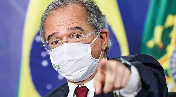 PAULO GUEDES AMEAÇA DEIXAR MINISTÉRIO POR DIVERGÊNCIAS COM O GOVERNO