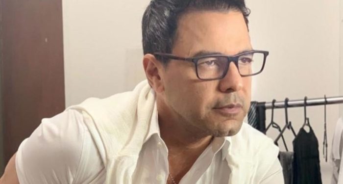 Zezé di Camargo foi internado para cirurgia cardíaca de emergência após sentir dores no peito