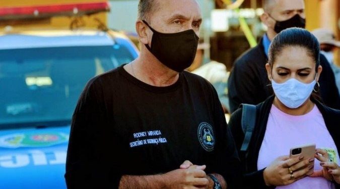Lázaro foi encontrar ex-esposa e ex-sogra, diz secretário de segurança