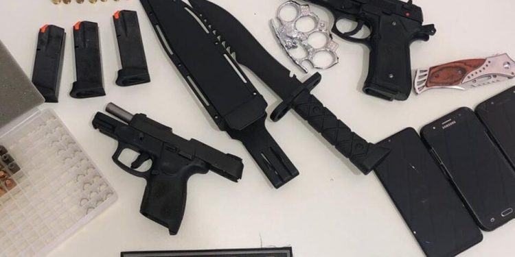 Em parceria com FBI, Polícia Civil impede possíveis ataques à escolas em Motividiu