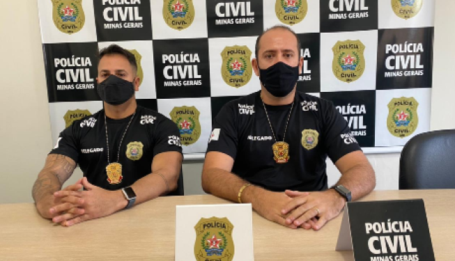 Pai de criança que morreu após ser agredida por errar dever de casa é indiciado por tortura