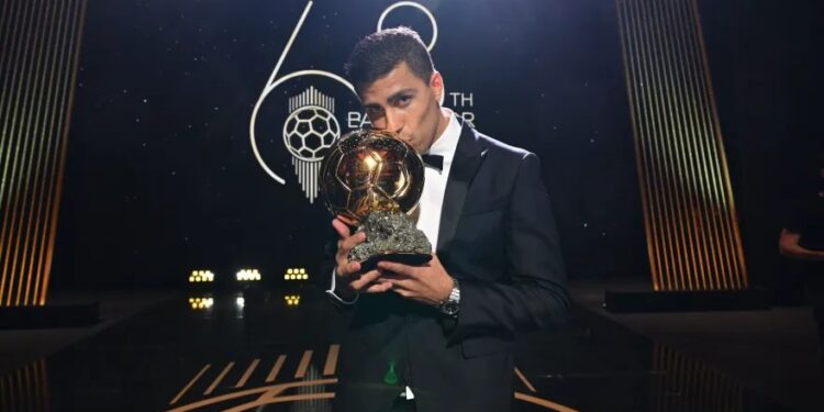 Bola de Ouro 2024: veja a lista de vencedores do prêmio