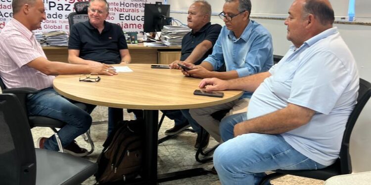 Emenda de R$ 100 mil garantida para construção do Campo Salvador de Andrade em Uruaçu
