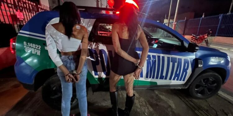 Travestis roubam cliente e apostam parte do dinheiro no jogo do ‘Tigrinho’, em Aparecida
