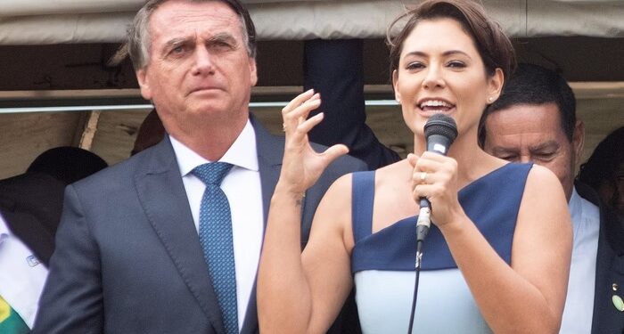 Michelle pede 7 dias de jejum e oração por Bolsonaro